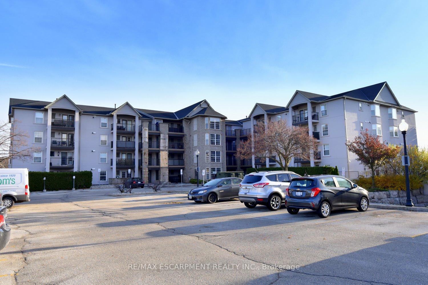 1421-walkers-line-burlington-ontario-w12542370