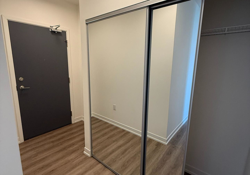 2485-eglinton-avenue-mississauga-ontario-w12543048
