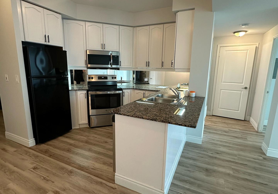 80-absolute-avenue-mississauga-ontario-w12543182