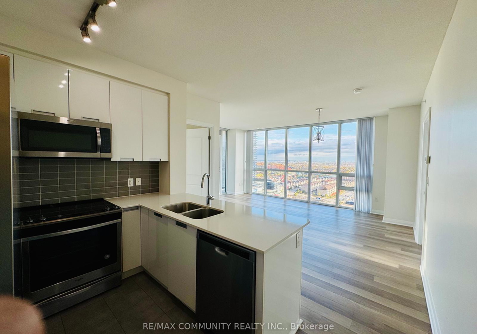 5025-four-springs-avenue-mississauga-ontario-w12543678