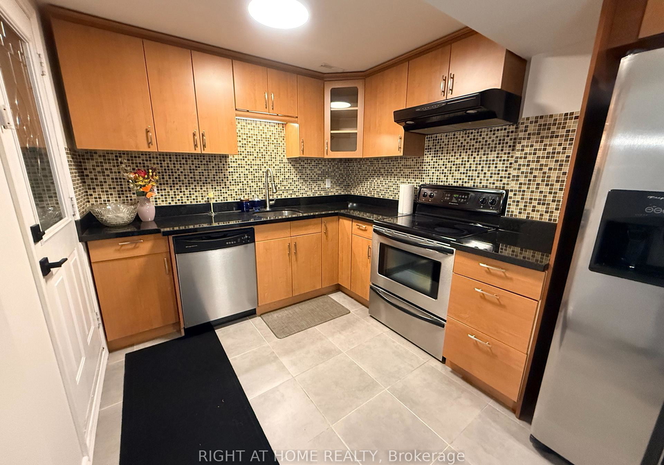 24-sawston-circle-brampton-ontario-w12543726