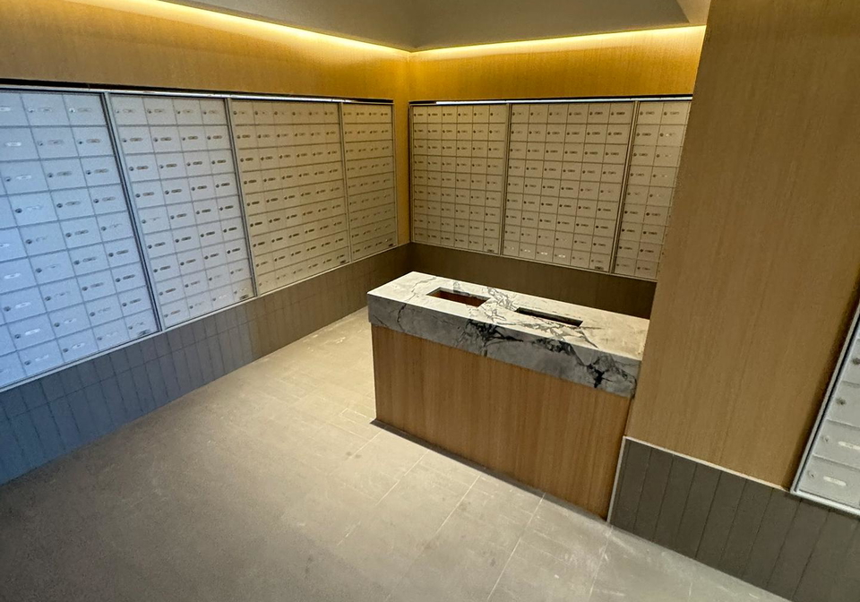 395-square-one-drive-mississauga-ontario-w12543766