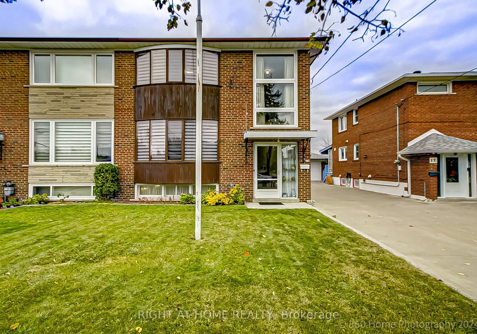 19-martini-drive-north-york-ontario-w12543784