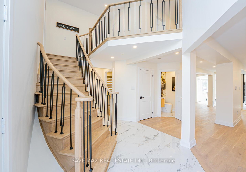 1612-moongate-crescent-e-mississauga-ontario-w12543902