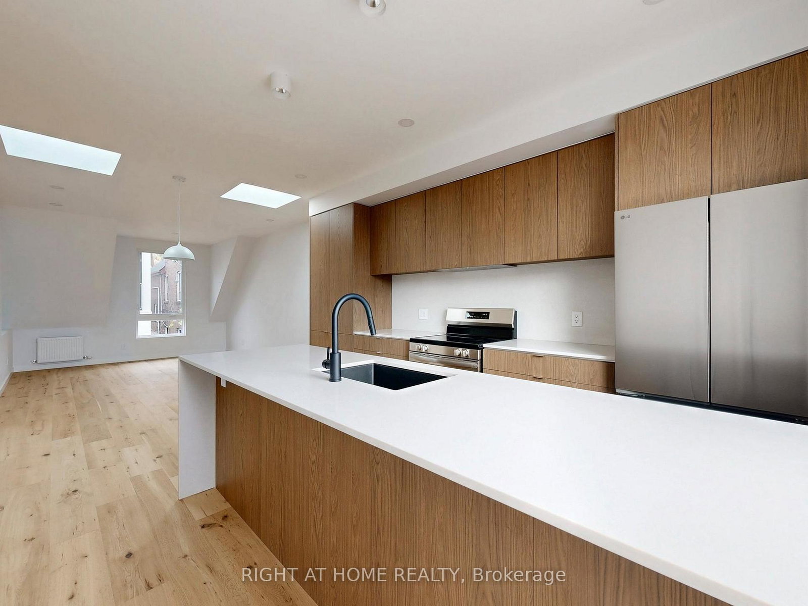 1137-dovercourt-road-toronto-ontario-w12543946