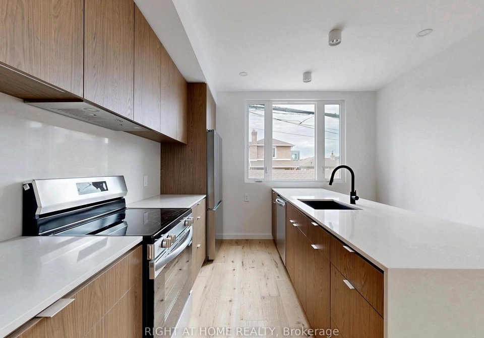 1137-dovercourt-road-toronto-ontario-w12543946