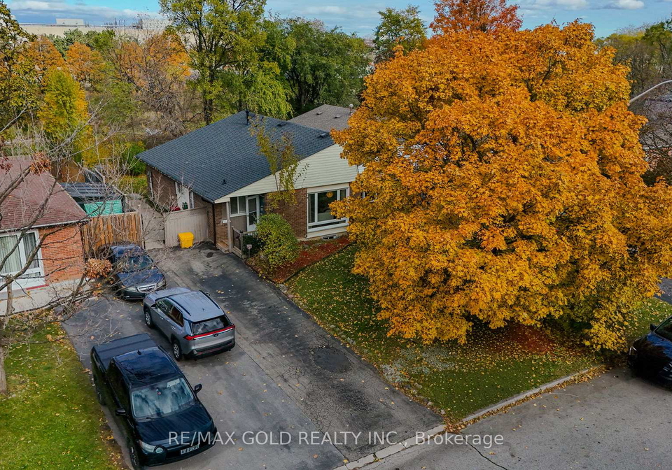 4-deeside-crescent-brampton-ontario-w12544246