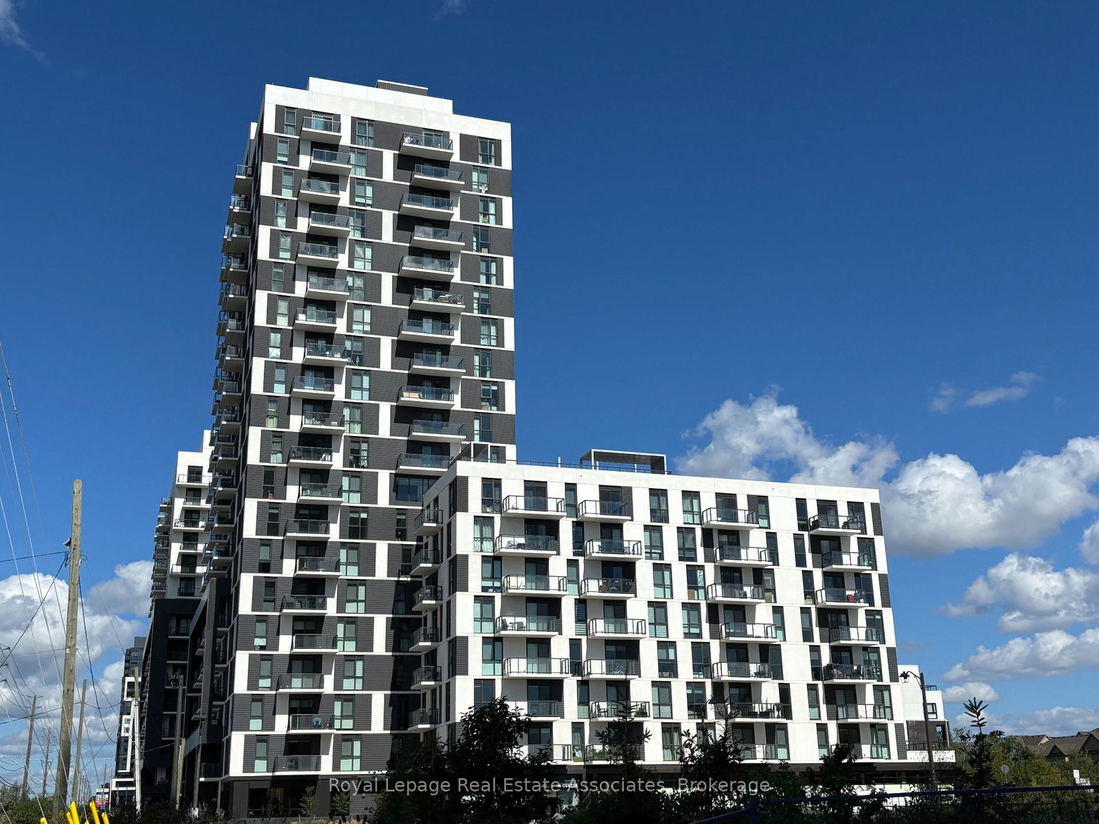 335-wheat-boom-drive-oakville-ontario-w12544358