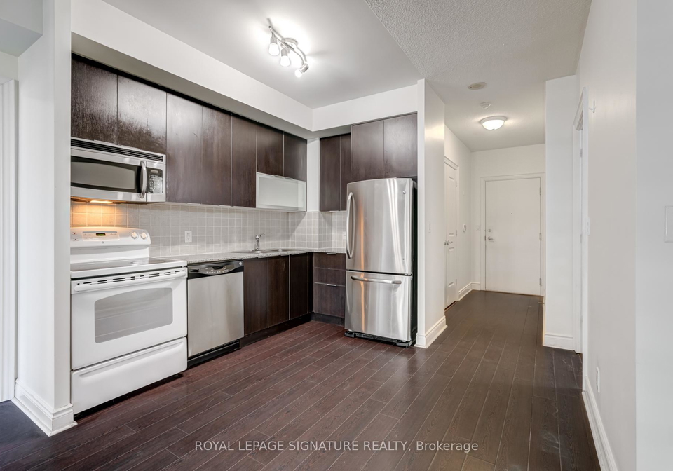 16-brookers-lane-etobicoke-ontario-w12544410