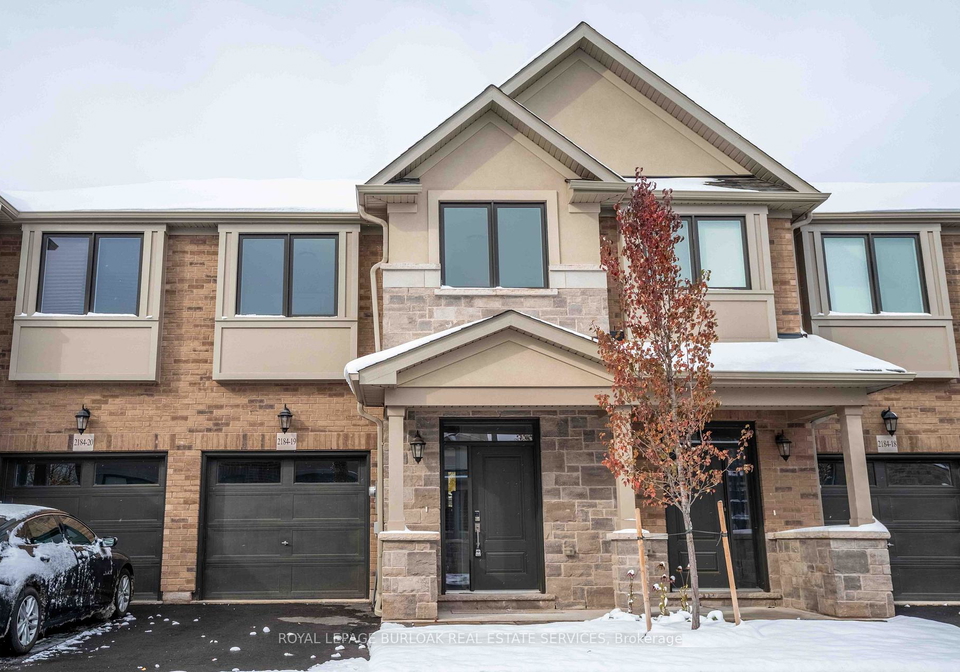 2184-postmaster-drive-oakville-ontario-w12544646