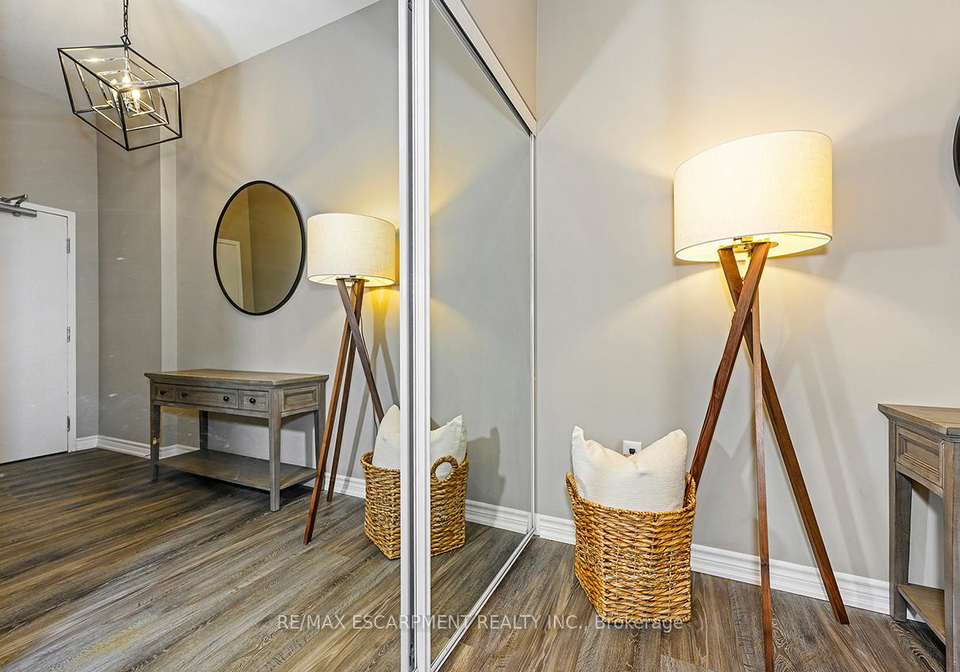716-main-street-e-milton-ontario-w12545172