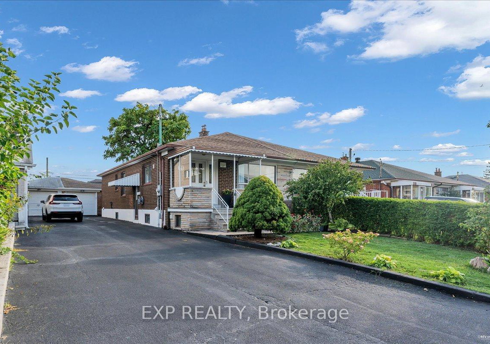 21-kanarick-crescent-york-ontario-w12545526
