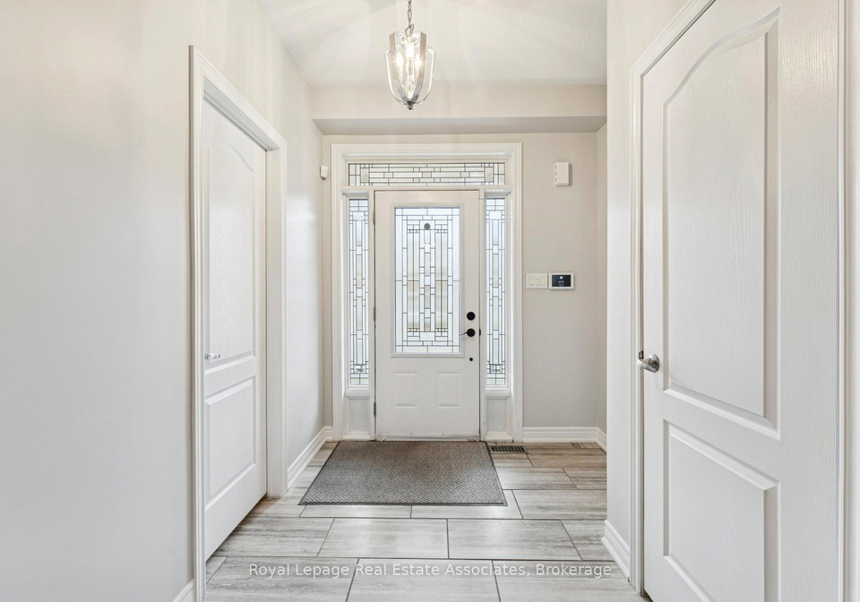 12-diamond-leaf-lane-halton-hills-ontario-w12545618