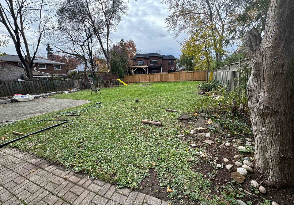 1048-robarts-road-oakville-ontario-w12545666
