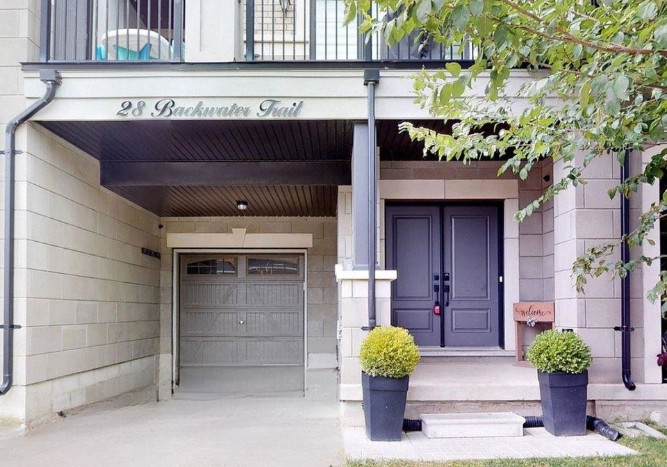 28-backwater-trail-brampton-ontario-w12546026