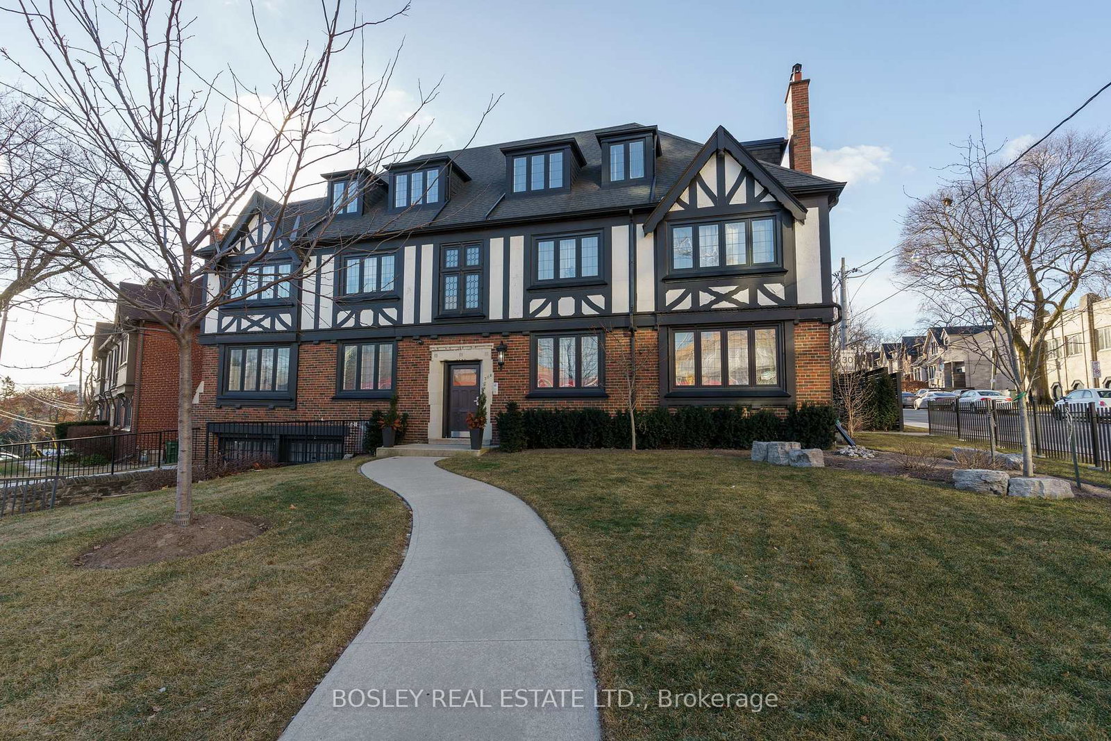 308-s-kingsway-road-toronto-ontario-w12546054
