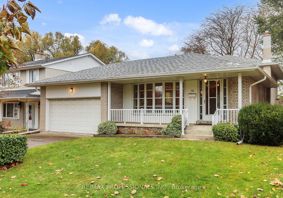 10-crestridge-heights-road-etobicoke-ontario-w12546274