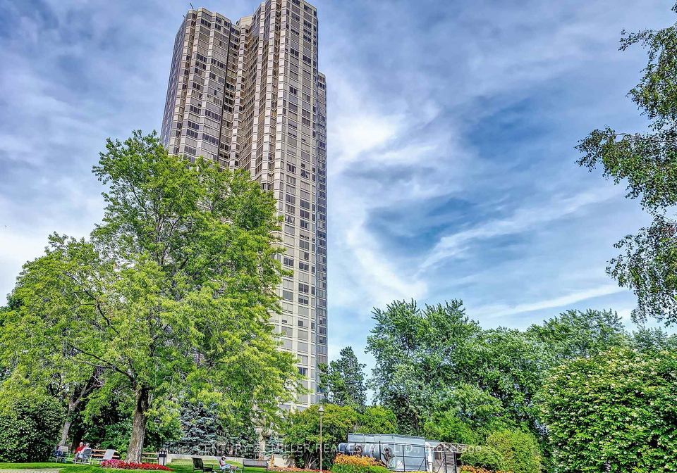 1-palace-pier-court-etobicoke-ontario-w12546290