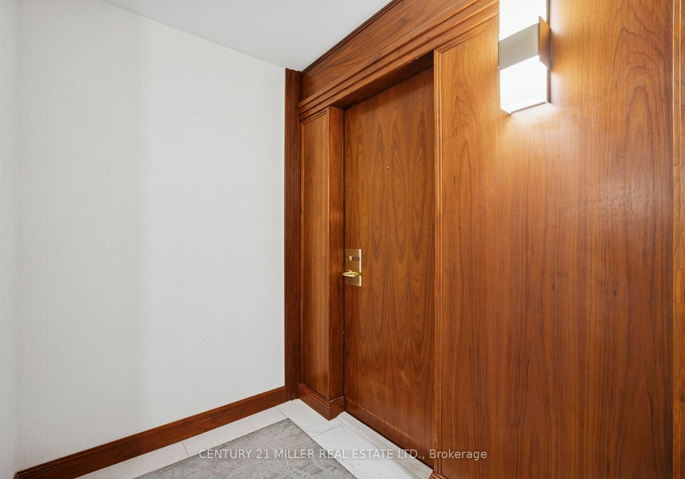 1-palace-pier-court-etobicoke-ontario-w12546290