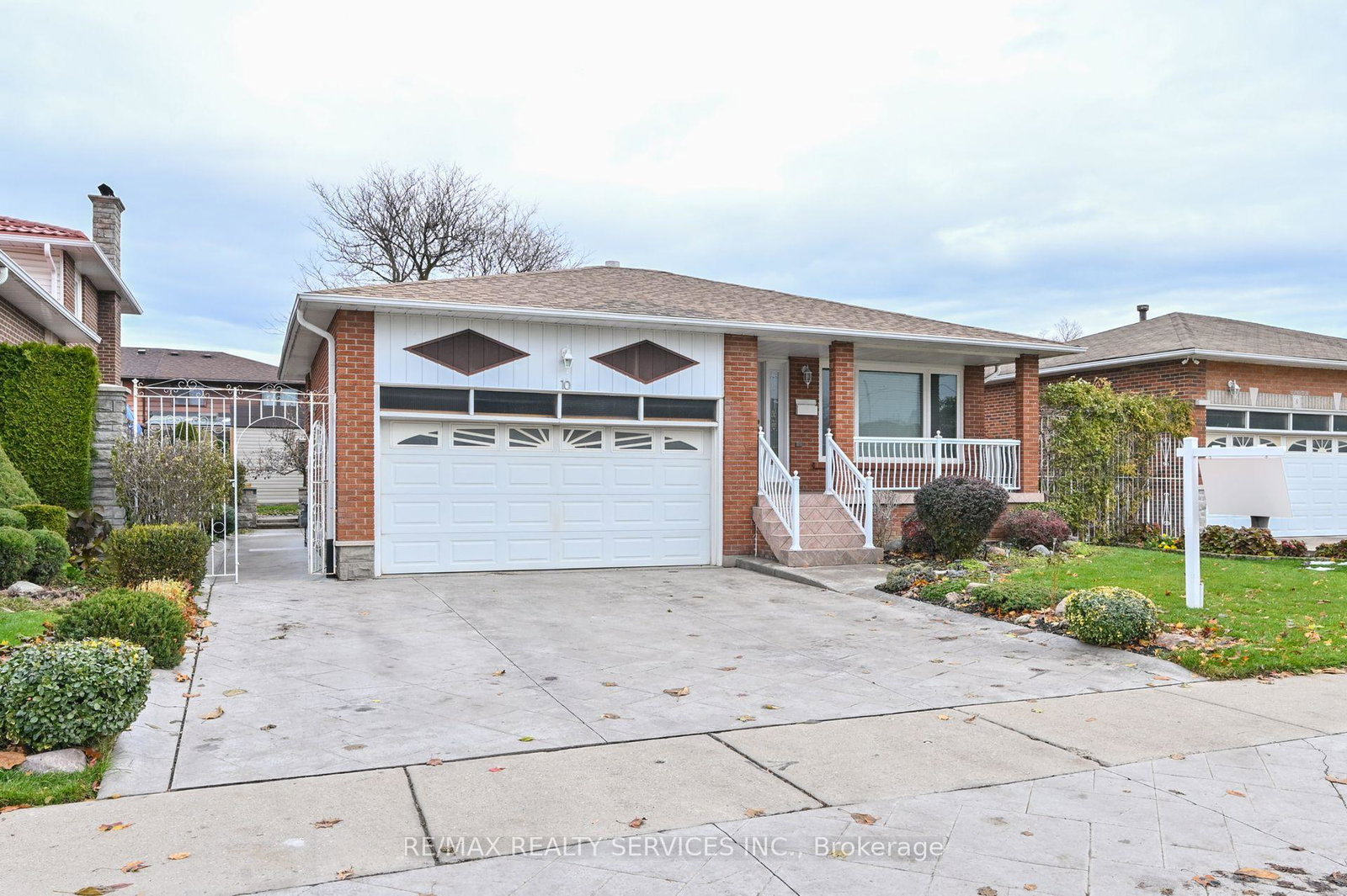 10-pleasantview-avenue-brampton-ontario-w12546374