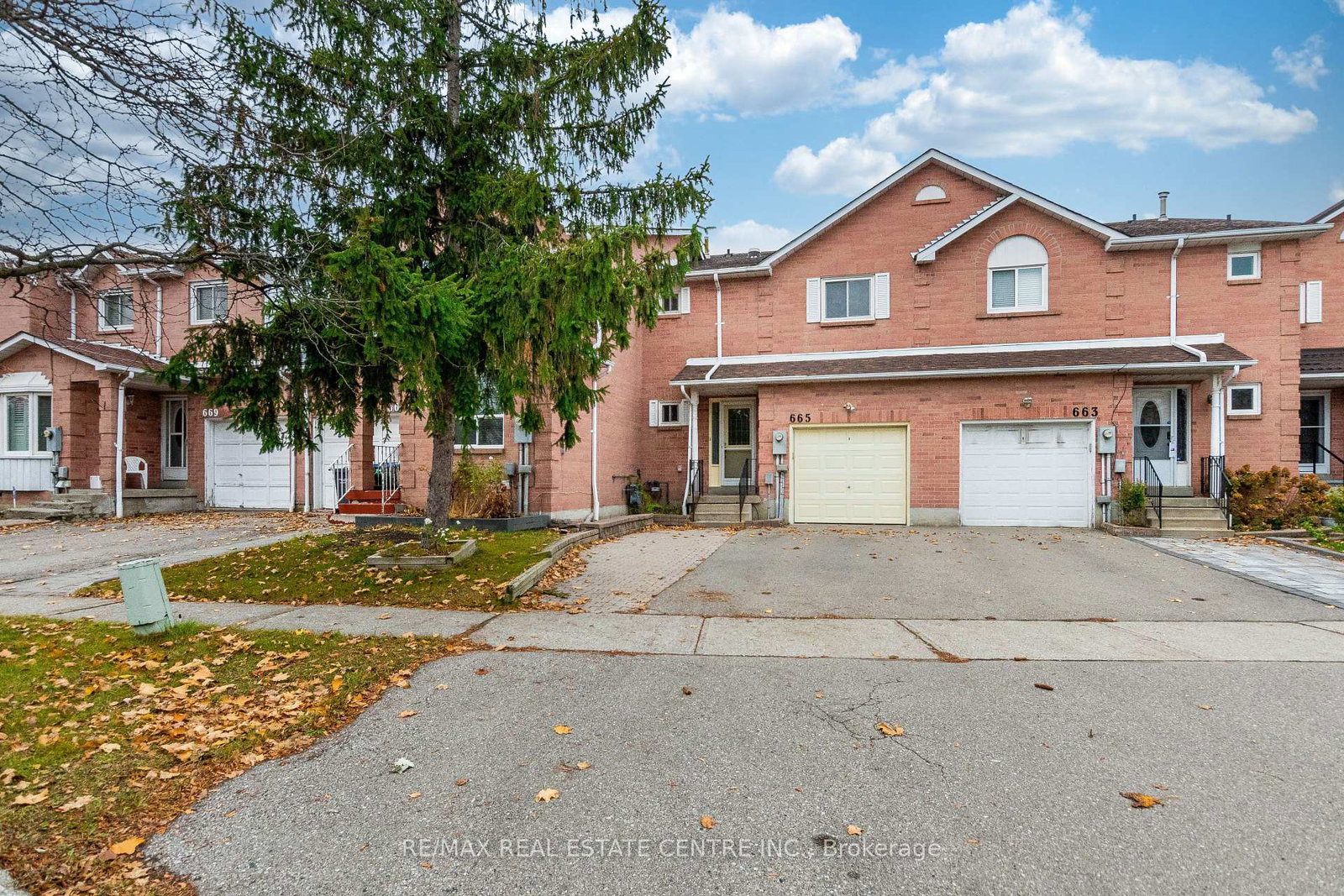 665-dinsmore-court-mississauga-ontario-w12546464