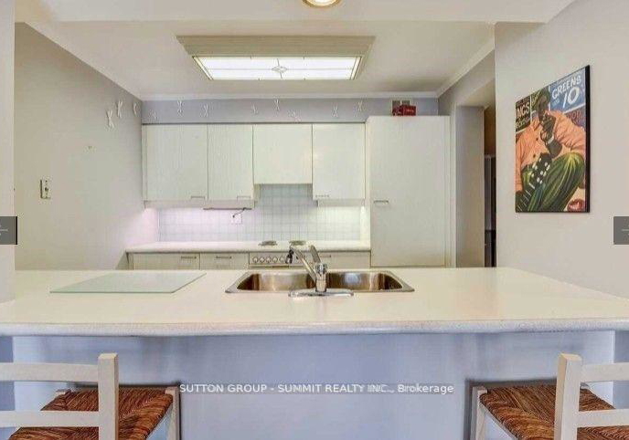 50-eglinton-avenue-w-mississauga-ontario-w12546784