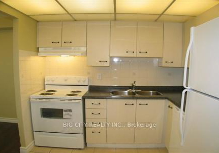 115-hillcrest-avenue-mississauga-ontario-w12546802