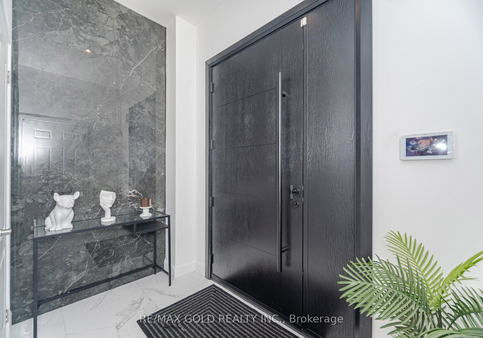26-davenfield-circle-brampton-ontario-w12547066