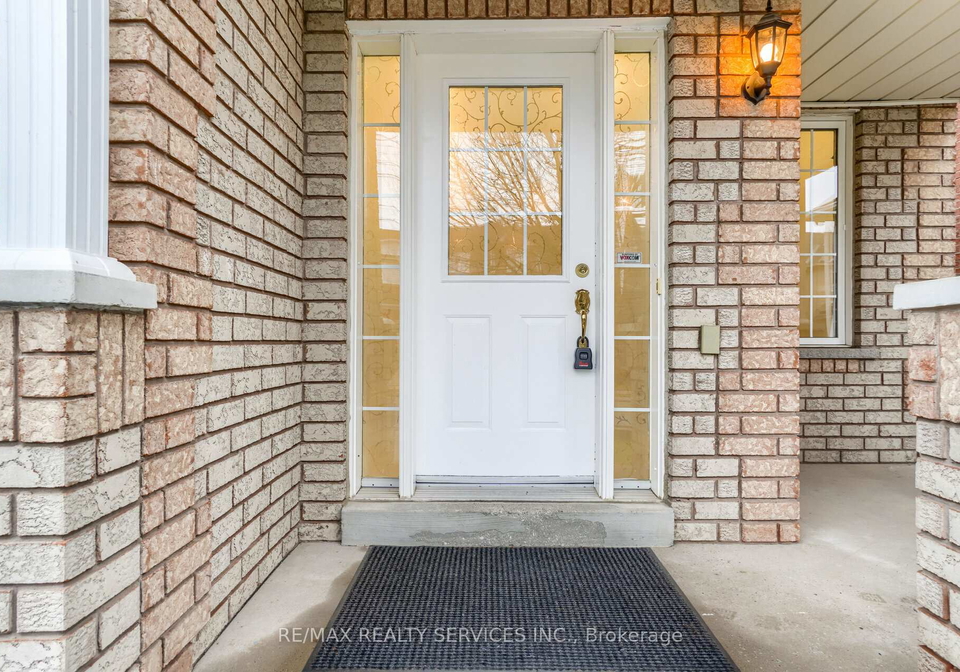 15-masters-green-crescent-brampton-ontario-w12547618