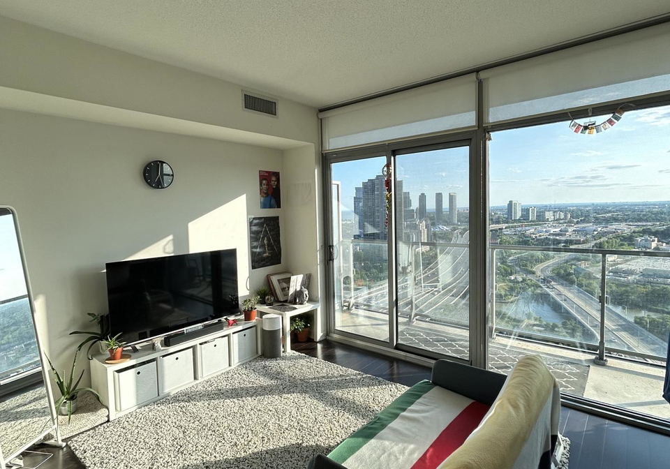 105-the-queens-way-toronto-ontario-w12547798