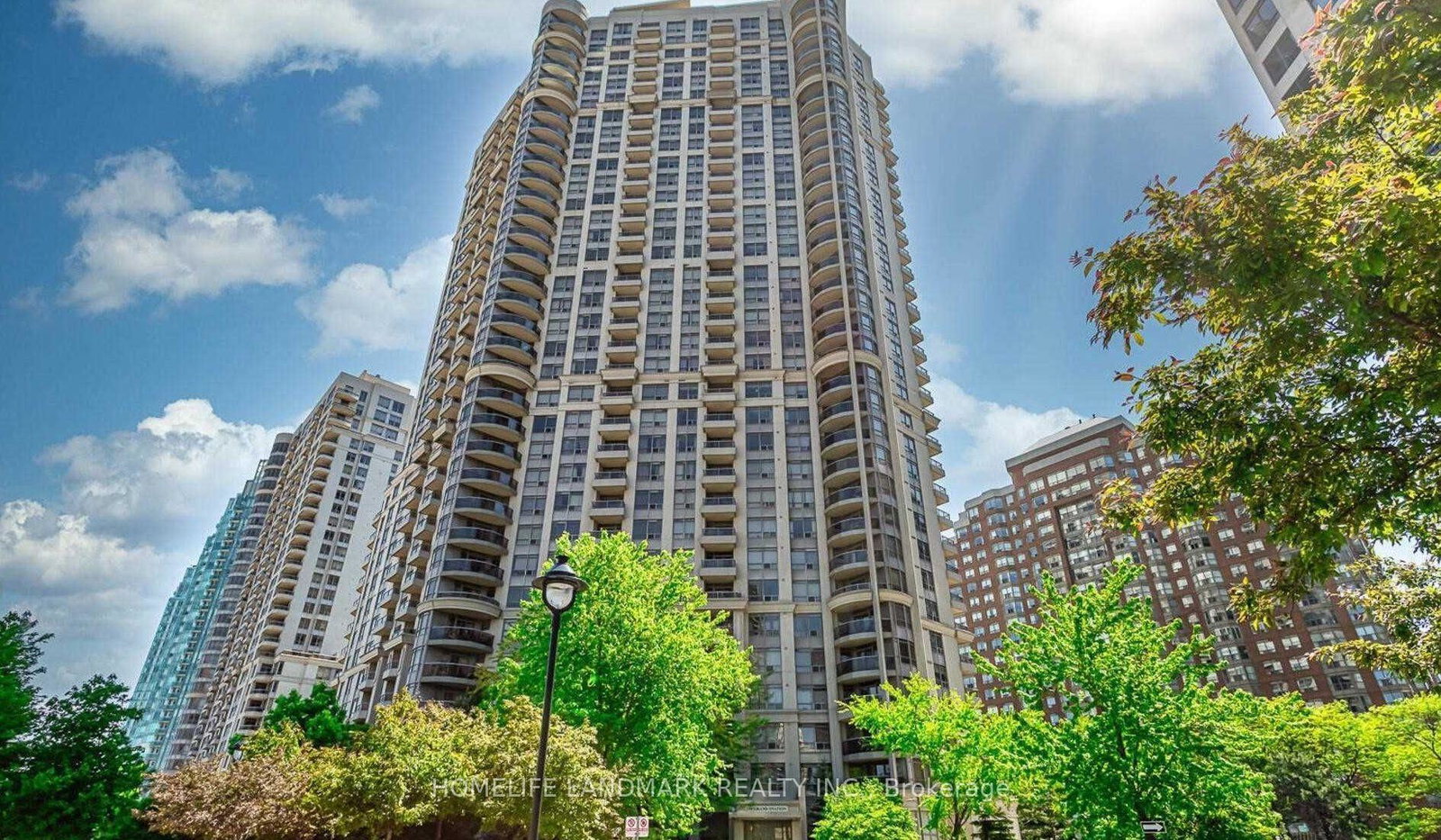 310-burnhamthorpe-road-w-mississauga-ontario-w12548438
