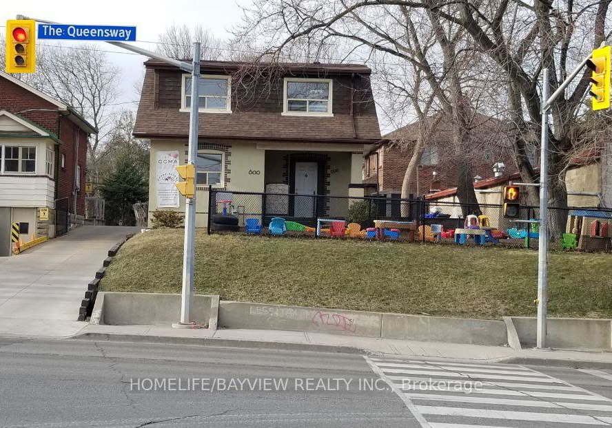 600-n-the-way-n-etobicoke-ontario-w12548692