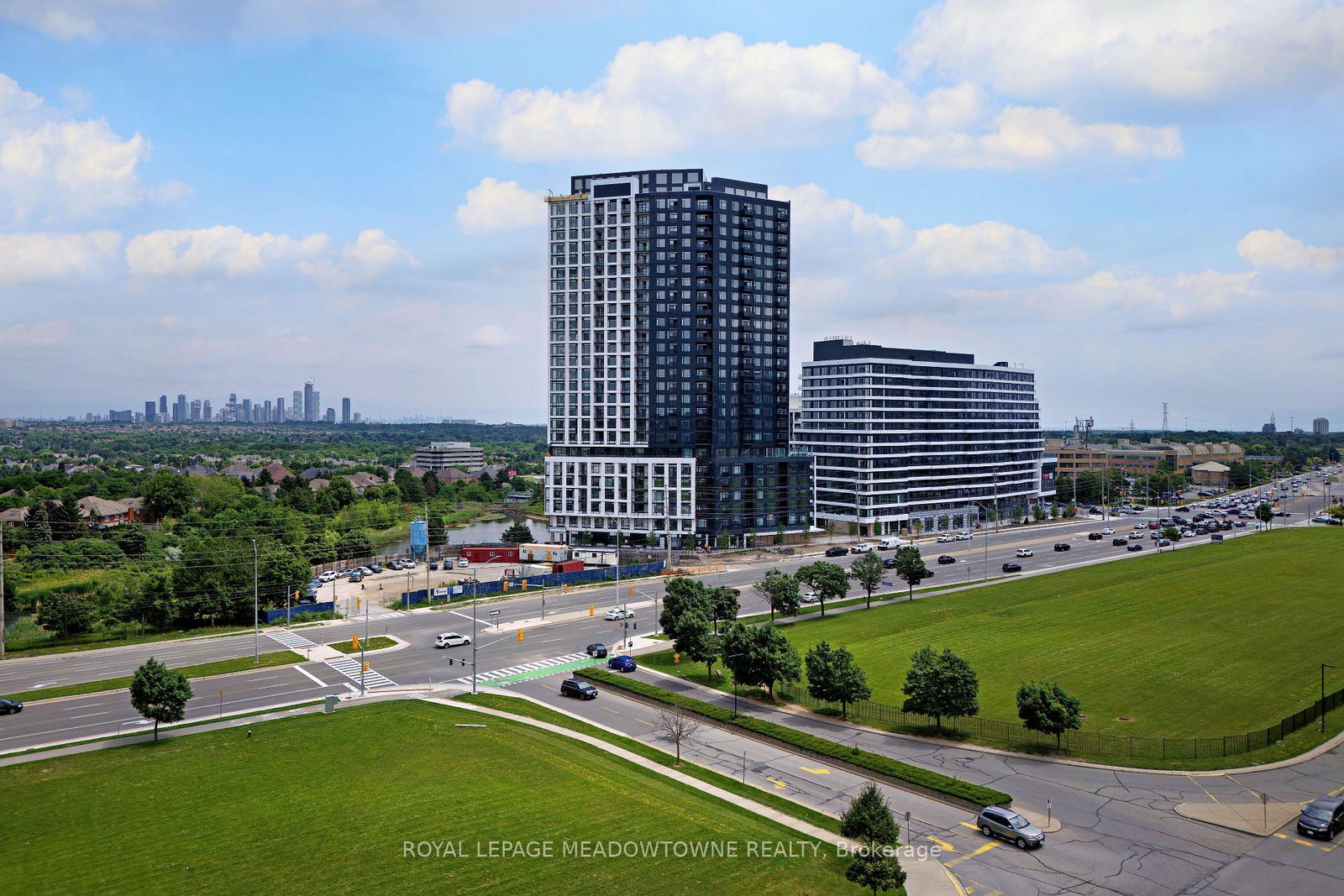 2495-eglinton-avenue-w-mississauga-ontario-w12548722