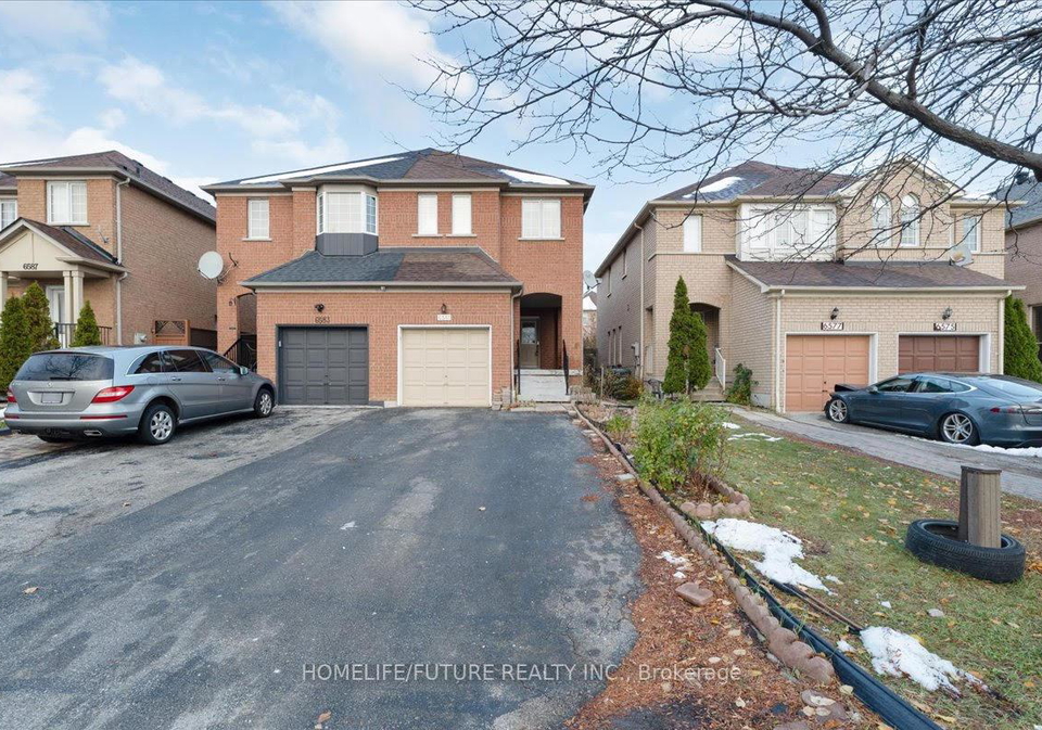 6581-song-bird-crescent-mississauga-ontario-w12548842