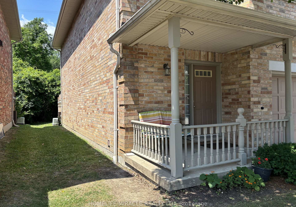 7385-magistrate-terrace-mississauga-ontario-w12548846