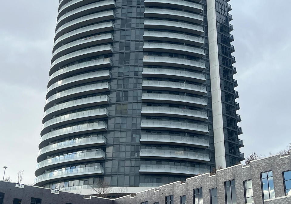 30-gibbs-road-e-etobicoke-ontario-w12549186