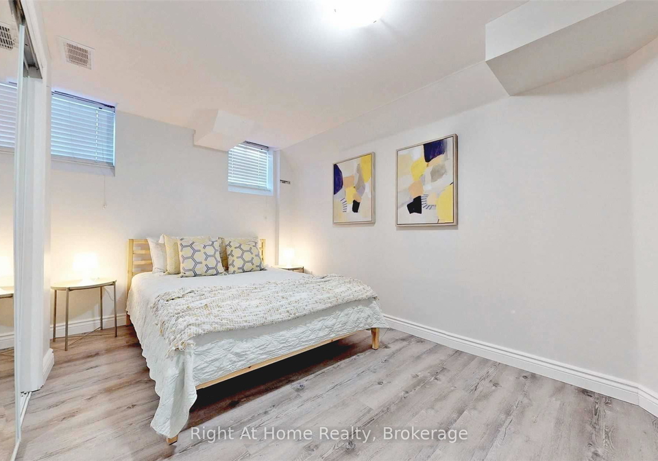 126-duncan-lane-milton-ontario-w12549228
