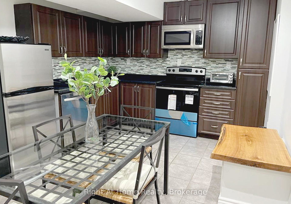 126-duncan-lane-milton-ontario-w12549228