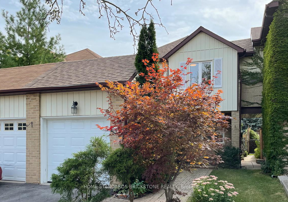 1103-springbrook-crescent-oakville-ontario-w12549328