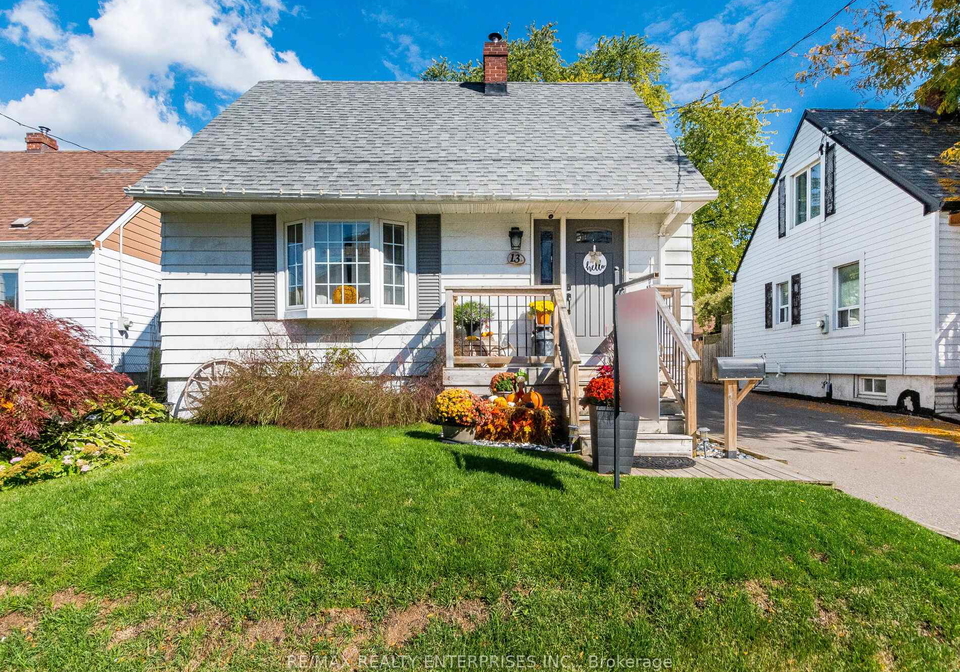 13-avon-park-drive-etobicoke-ontario-w12549396