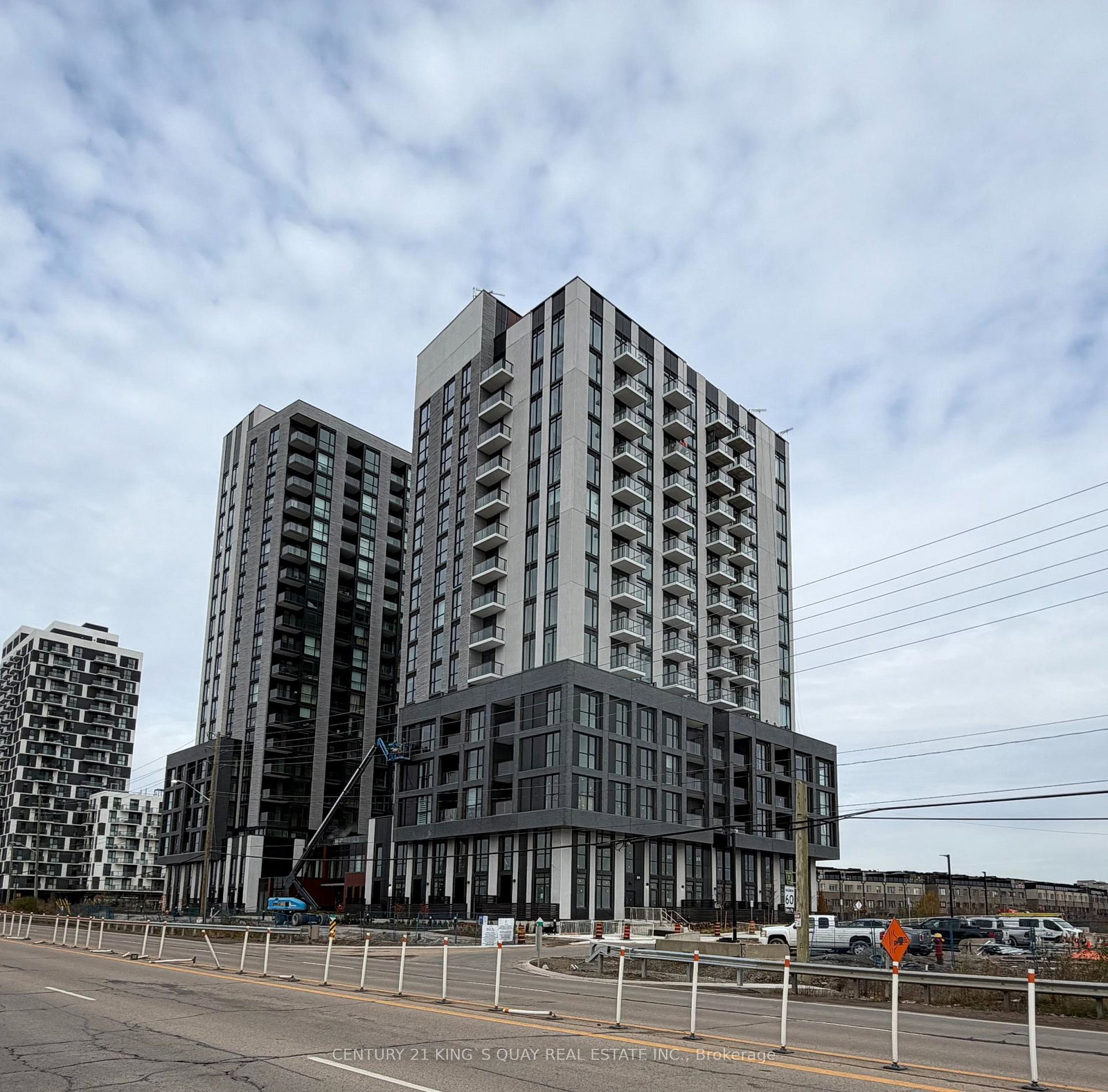 3071-trafalgar-road-oakville-ontario-w12549448