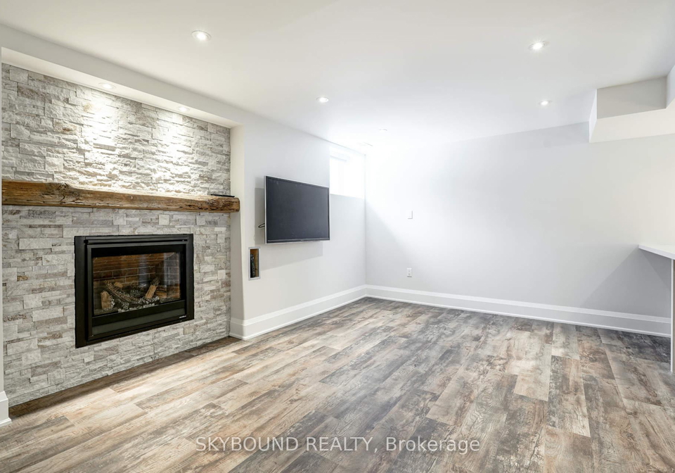 40-victor-avenue-etobicoke-ontario-w12549718