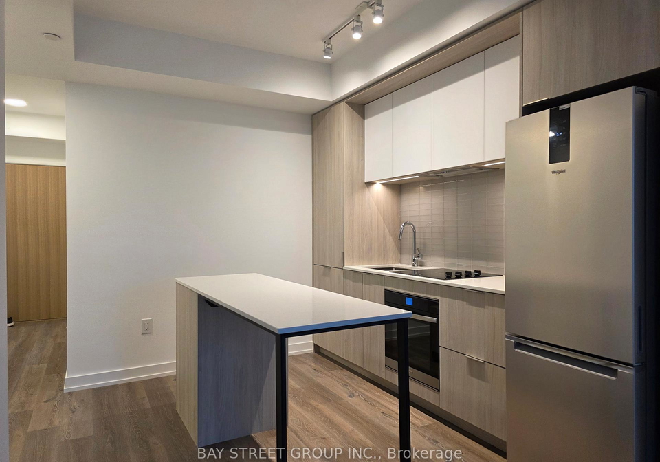395-square-one-drive-mississauga-ontario-w12549814