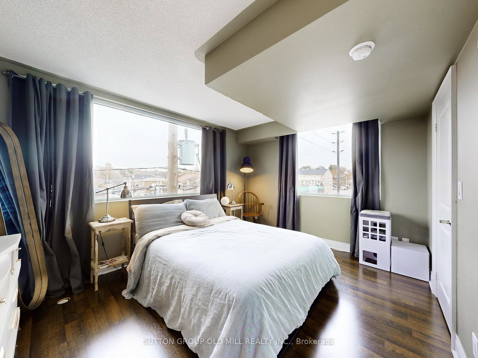 473-b-rogers-road-toronto-ontario-w12550178