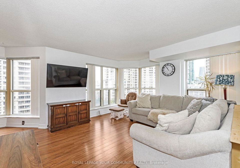 325-webb-drive-mississauga-ontario-w12550286