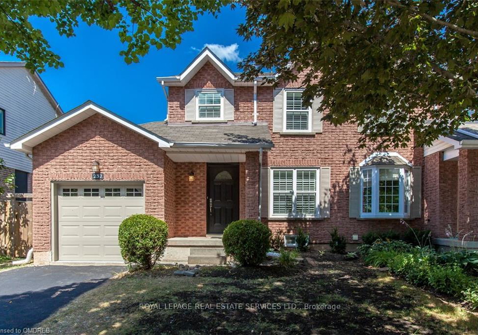 237-ross-lane-oakville-ontario-w12550614