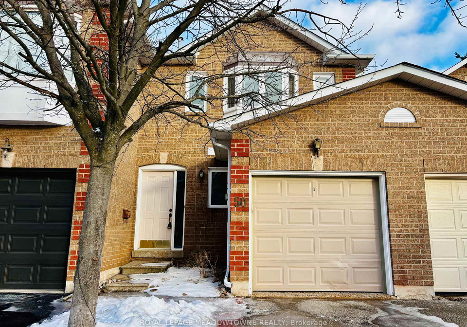 1240-westview-terrace-oakville-ontario-w12550800