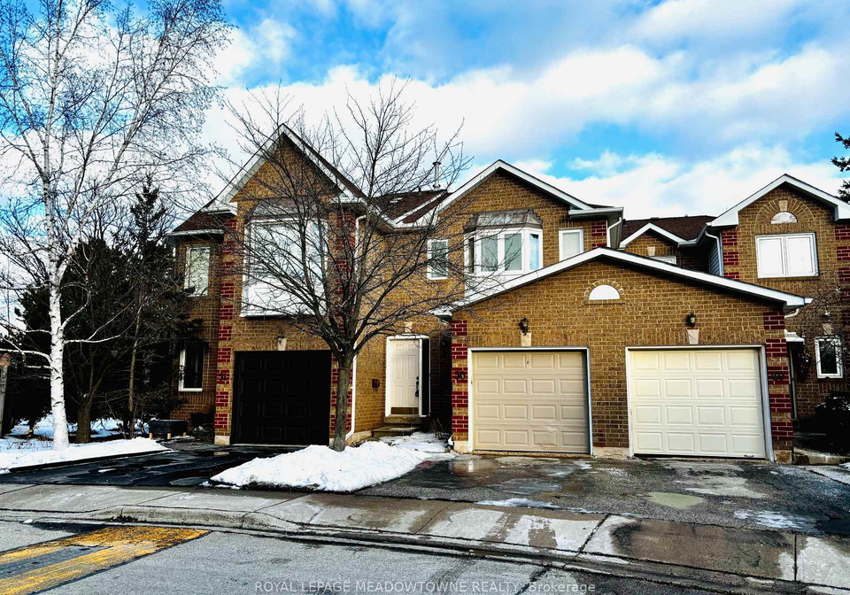 1240-westview-terrace-oakville-ontario-w12550800