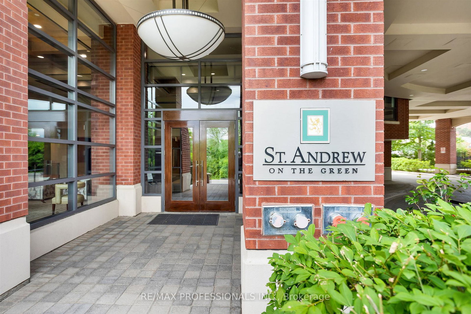 9-burnhamthorpe-road-etobicoke-ontario-w12550954