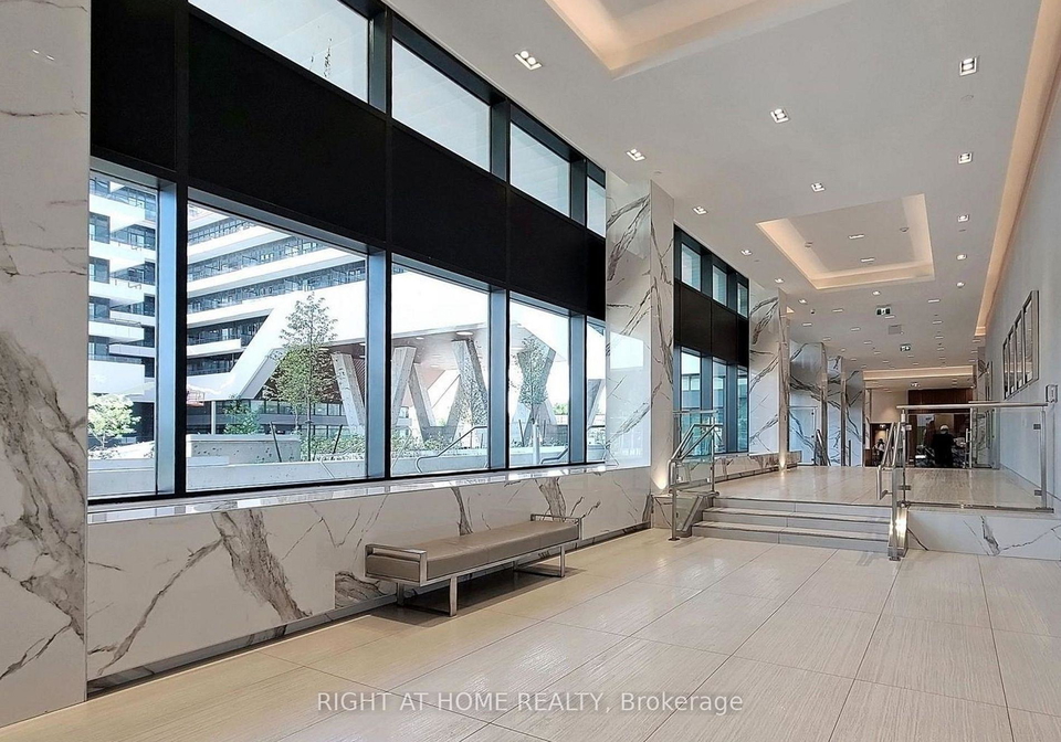 30-shore-breeze-drive-etobicoke-ontario-w12551168